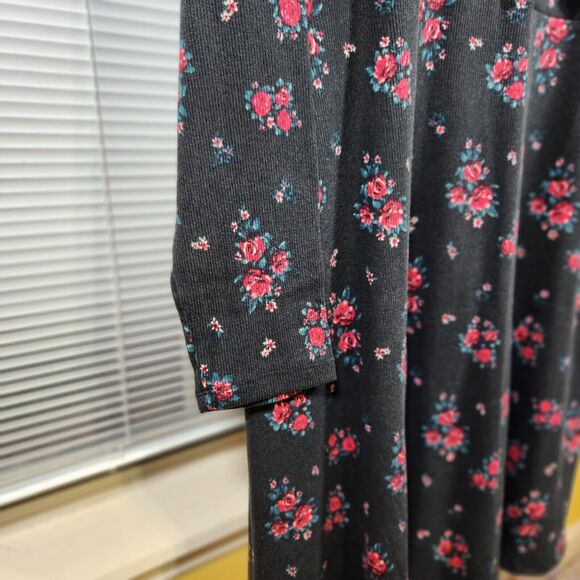 Kohl's Juniors' SO Black With Pink Flowers Wrap Bodice Skater Dress Org $38, 1X - Picture 7 of 13